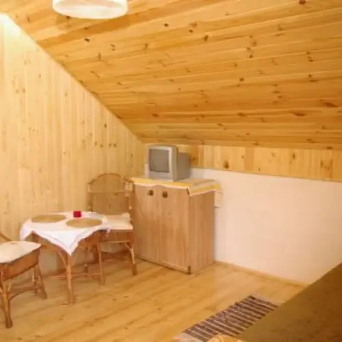 Irena i Bogdan Kostrzewa - Agroturystyka Białobrzegi Wczasowa 35