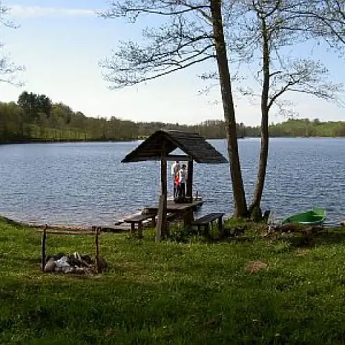 Altana i pomost nad jeziorem