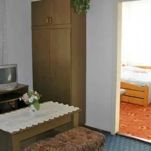 OŚRODEK WYPOCZYNKOWY ORION B Kudowa-Zdr&oacute;j Buczka 2