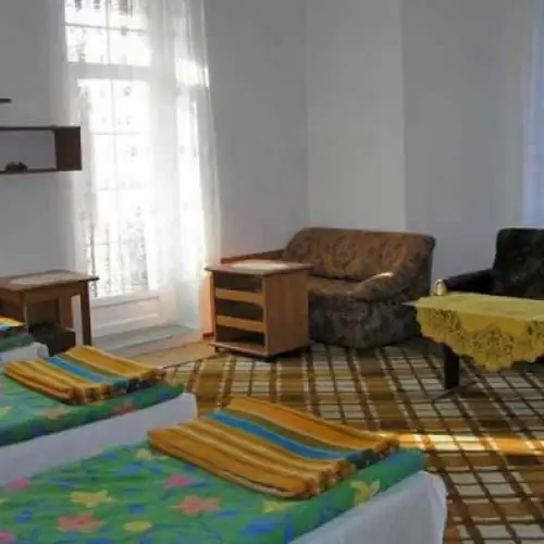 OŚRODEK WYPOCZYNKOWY ORION B Kudowa-Zdr&oacute;j Buczka 2