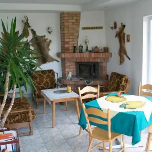 GOSPODARSTWO AGROTURYSTYCZNE RELAX -100 km od Warszawy. Czerwonka PERZANOWO 25