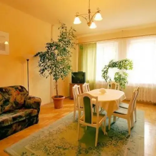 Centrum Edukacyjne Nowa Słupia W&oacute;lka Milanowska 18a