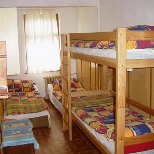 Schronisko Turystyczne Orzeł Ludwikowice Kłodzkie Sokolec 52