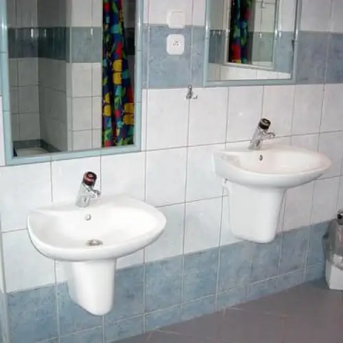 Schronisko Turystyczne Orzeł Ludwikowice Kłodzkie Sokolec 52