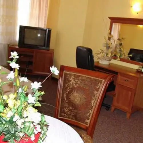 Hotel Twist Krosno Pużaka 37