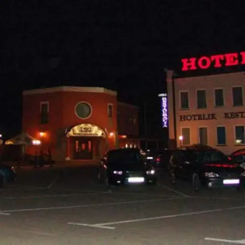 Hotel Twist Krosno Pużaka 37