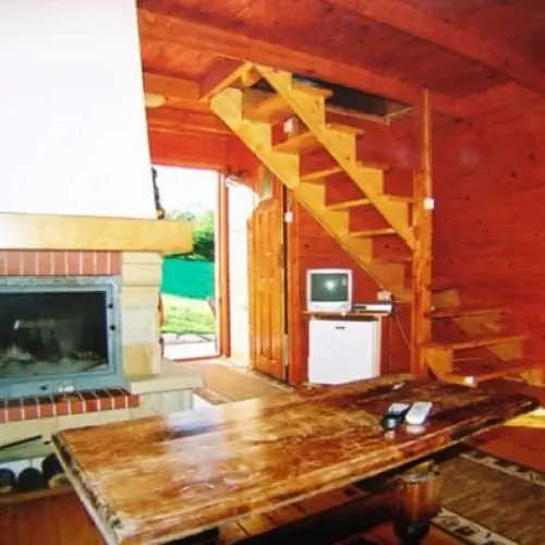 Domki Turystyczne LIPIE Czarna G&oacute;rna Lipie 48A