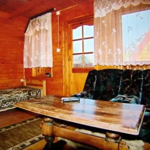 Domki Turystyczne LIPIE Czarna G&oacute;rna Lipie 48A