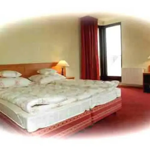 HOTEL i RESTAURACJA GRODZKI Poznań Ostrowska 442