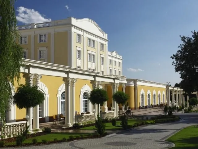 Windsor Hotel w Jachrance