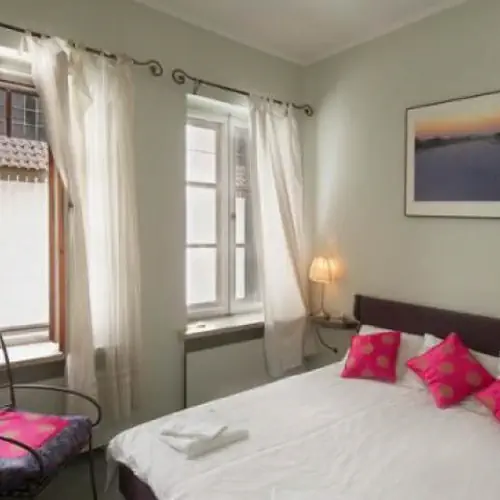 Apartament 11