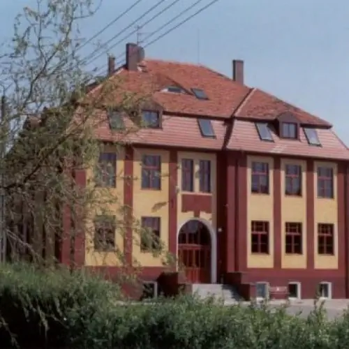 Hotel Pałac Nad Jeziorem Chociwel Szkolna 4a
