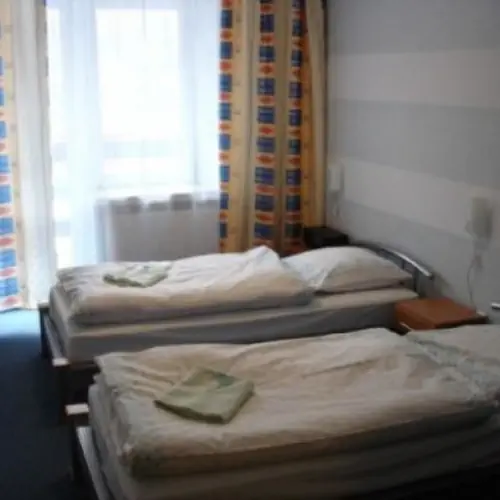 Hotel Kinga Żarki-Letnisko Nadrzeczna 35