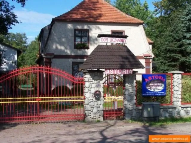 Dom Wczasowy ASTORIA Mielno Chrobrego 29