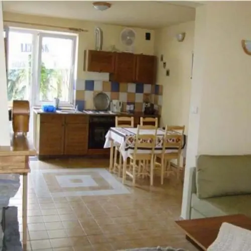 Dom u Mleczki Krak&oacute;w Sadowa 12, Rząska