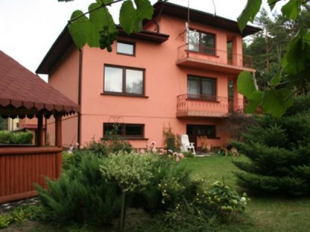 Dom pod lasem Kamienica Polska Romanów 109