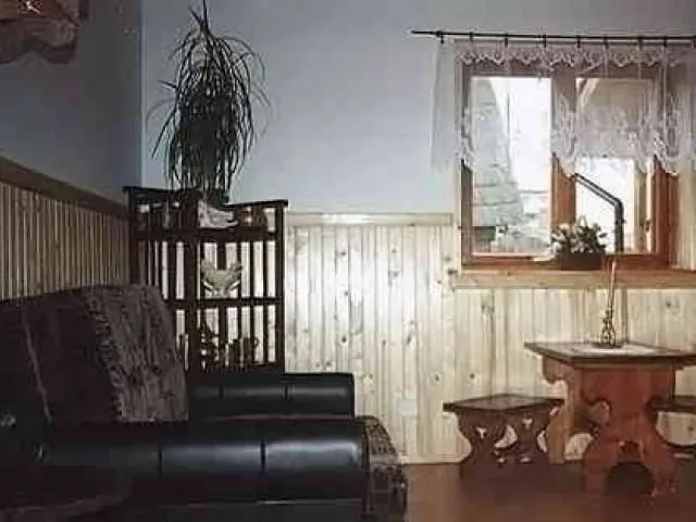 Kwatery Prywatne w Białowieży Białowieża Polna 9