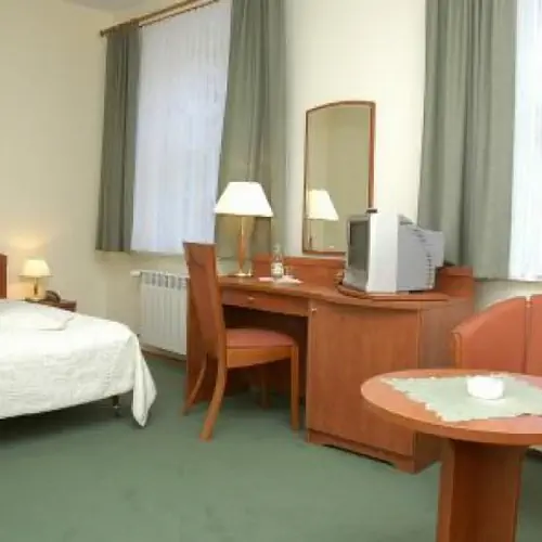 Hotel-restauracja WKRA Działdowo Zamkowa 2