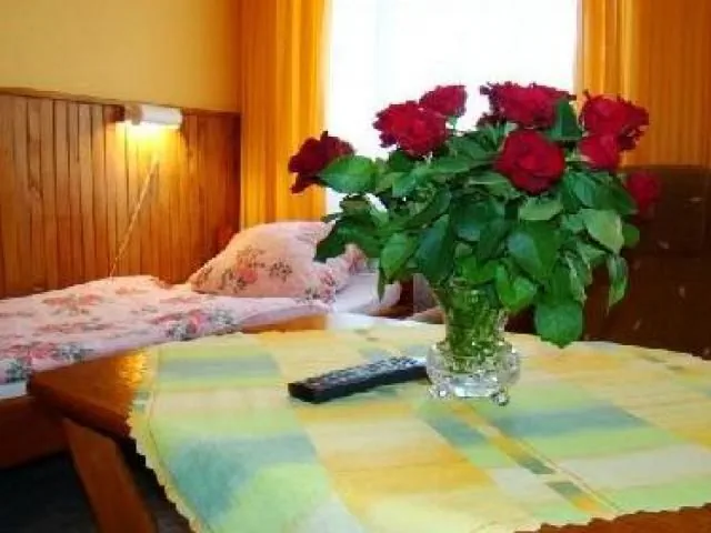 Hotel ** Polonia Namysł&oacute;w Obrońc&oacute;w Pokoju 28