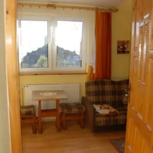 AGRO-domek Ustrzyki Dolne Łobozew 52