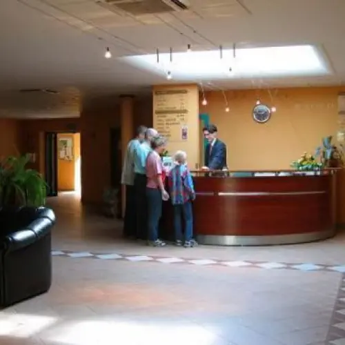 Ośrodek Szkoleniowo Wypoczynkowy Kama Sierak&oacute;w Orla 13