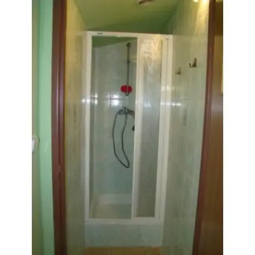 Tanie pokoje , kwatery pracownicze F-ra VAT Ł&oacute;dź Rynek Nowosolna 3