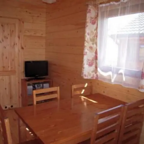 Domki letniskowe KRAKUS Jarosławiec Rusinowo, ul. Bajkowa 19