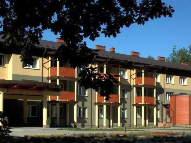 Ośrodek Edukacji Ekologicznej LP Lasy Janowskie Janów Lubelski - Noclegi.pl