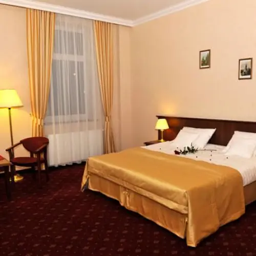 Hotel Jakub Sobieski Oława Św. Rocha 1