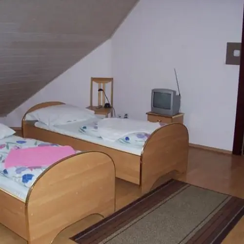 GOSPODARSTWO ROLNE KONI WIERZCHOWYCH "PANDEROZA" w PĘCHCINIE Ciechan&oacute;w Pęchcin, ul. Płocka 39