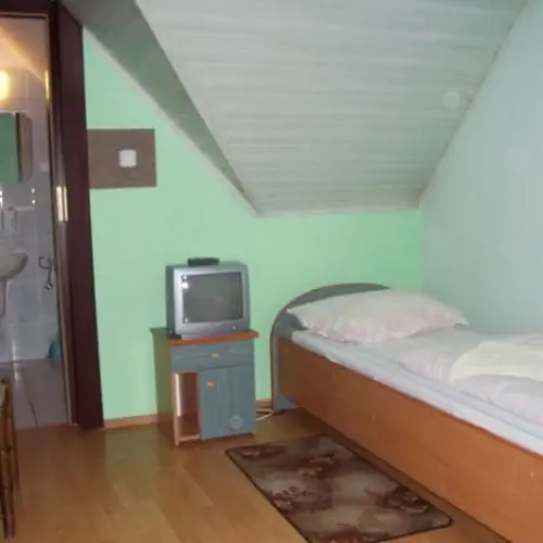 GOSPODARSTWO ROLNE KONI WIERZCHOWYCH "PANDEROZA" w PĘCHCINIE Ciechan&oacute;w Pęchcin, ul. Płocka 39