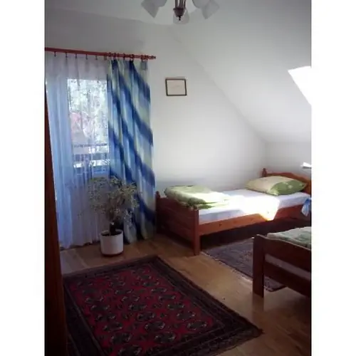 LIPOWY DWOREK Radzimowice Radzimowice 26