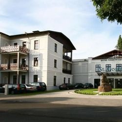 Hotel Uzdrowiskowy St. George w Ciechocinku Ciechocinek