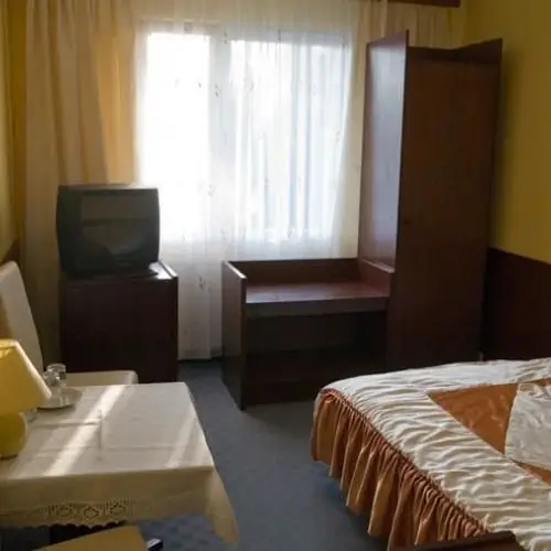 Zajazd Mazowiecki Ostr&oacute;w Mazowiecka Warszawska 106