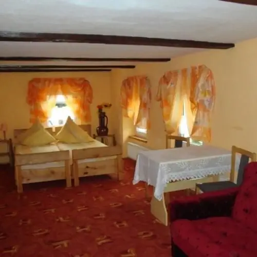 Gospodarstwo Agroturystyczne "U Rodaka" Jugowice Michałkowa, ul. Wiejska 6