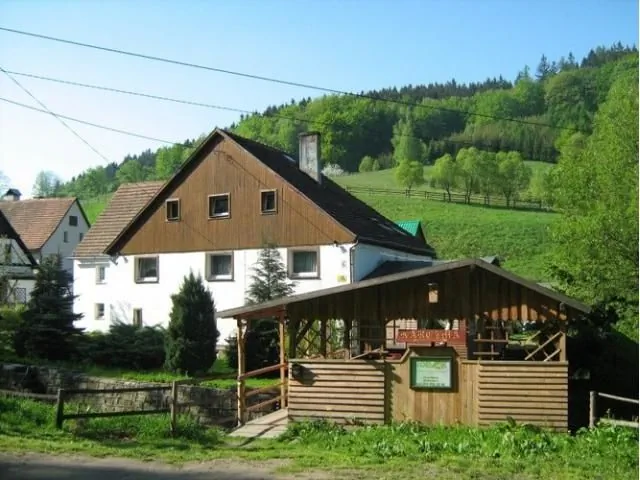 Gospodarstwo Agroturystyczne "U Rodaka" Jugowice Michałkowa, ul. Wiejska 6