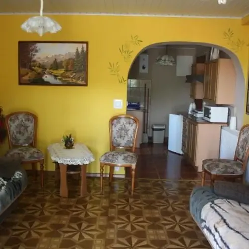 Gospodarstwo Agroturystyczne u Gosi w G&oacute;rach Sowich  Głuszyca Sierpnica, ul. Świerkowa 25 