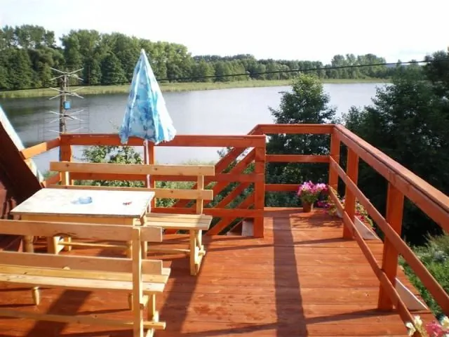 wIDOK Z TARASU NA JEZIORO WIGRY