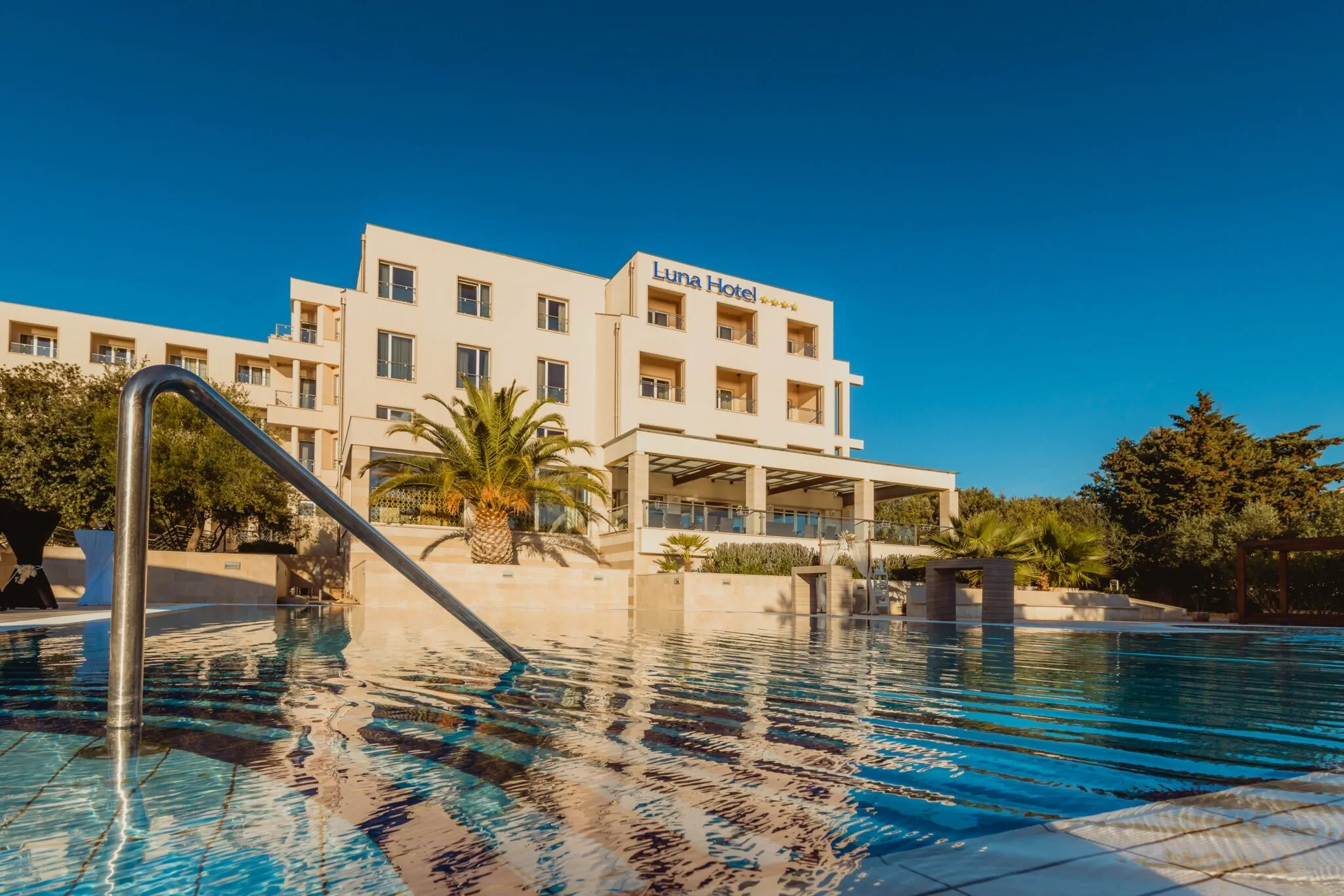 Family Hotel La Luna - All Inclusive Lun