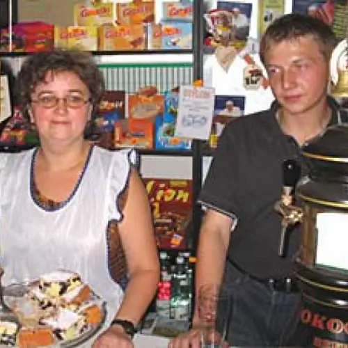 Schronisko PTTK LESKOWIEC Krzesz&oacute;w Krzesz&oacute;w