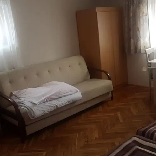 Pok&oacute;j 4 osobowy typu studio