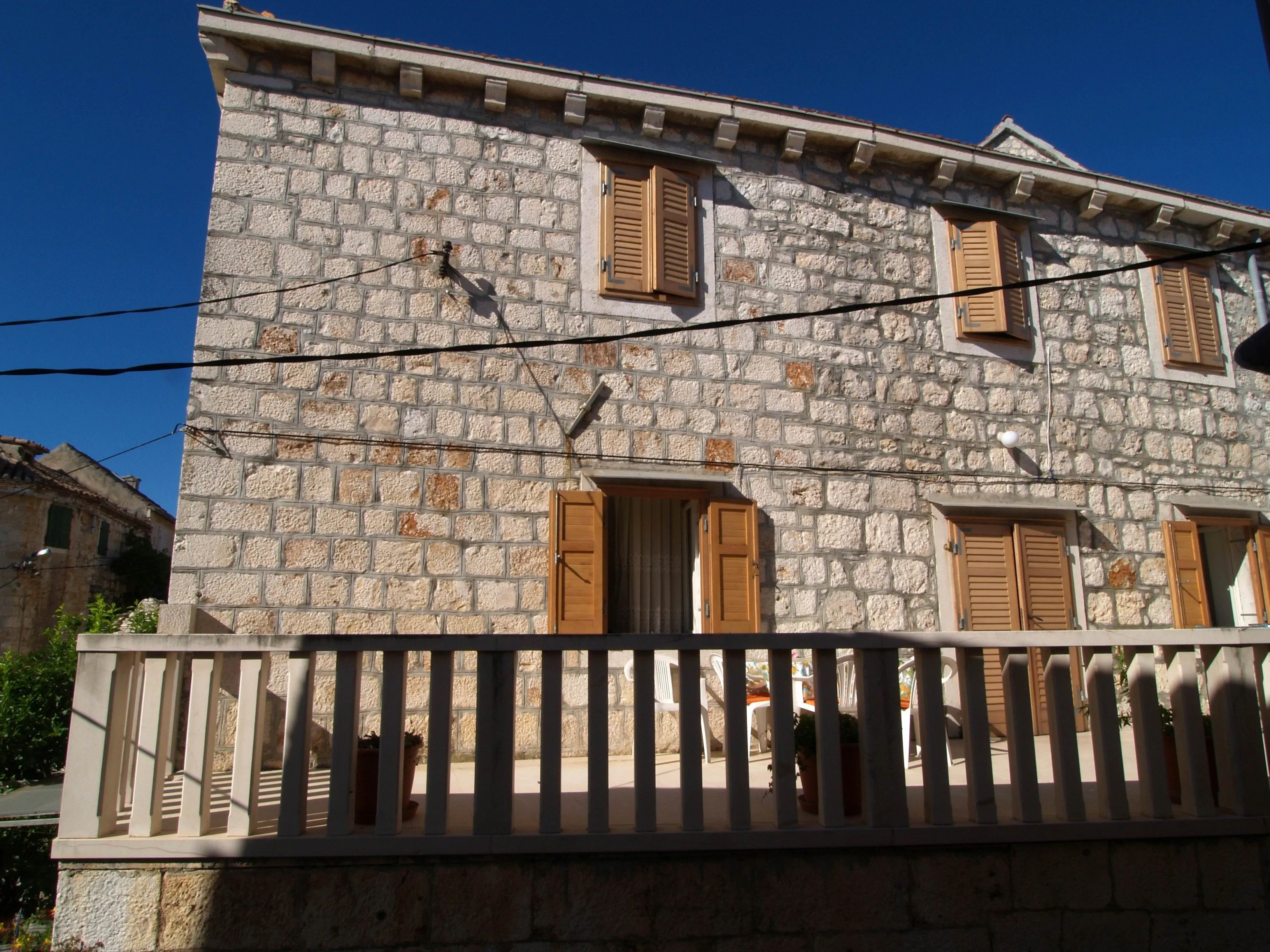Apartments By The Sea Sutivan, Brač - 719 Sutivan