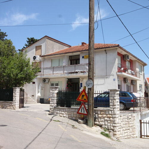 Apartmanok és Szobák Parkolóhellyel Mali Losinj, Losinj - 2486 Mali Lošinj  2