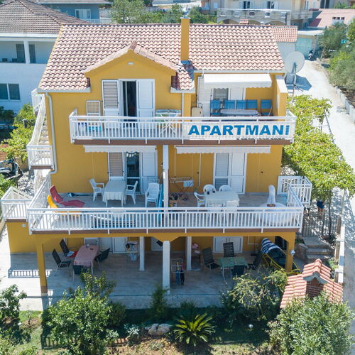 Apartmanok A Tenger Mellett Okrug Gornji, Ciovo - 8440 Okrug Gornji  2