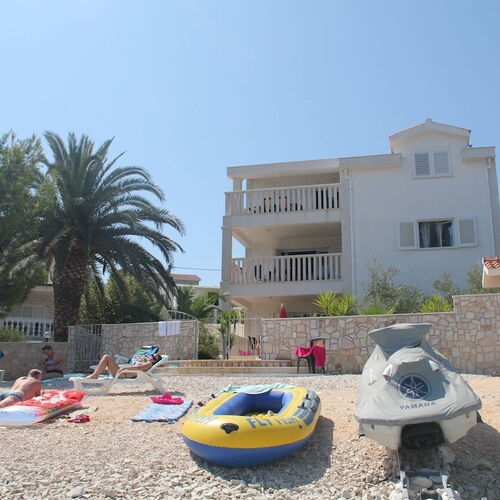 Apartmanok A Tenger Mellett Arbanija, Ciovo - 14825 Arbanija  2