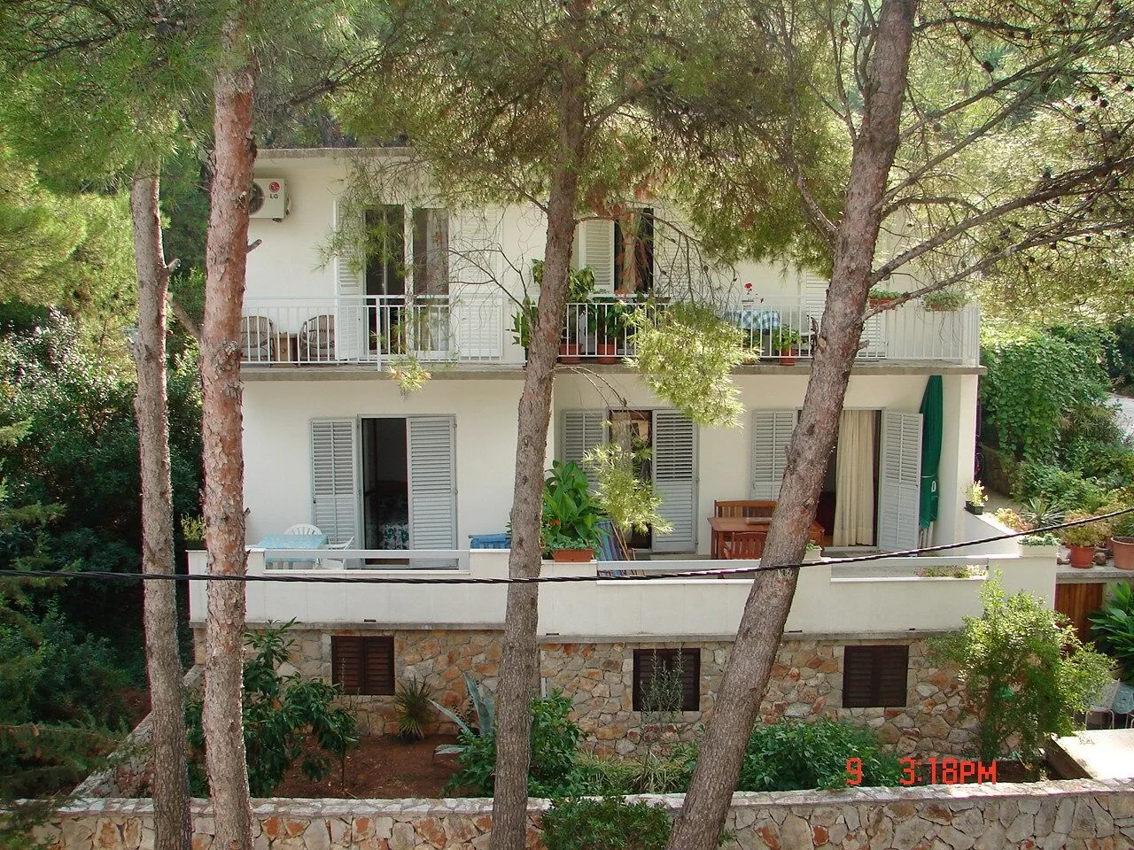 Apartments By The Sea Jelsa, Hvar - 15073 Jelsa
