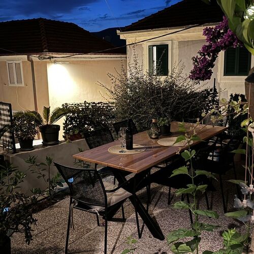 Apartmanok Parkolóhellyel Trogir - 12152  4