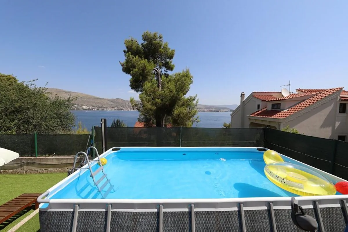 Ház Családok Részére Medencével A Tenger Mellett Okrug Donji, Ciovo - 14348 Okrug Donji