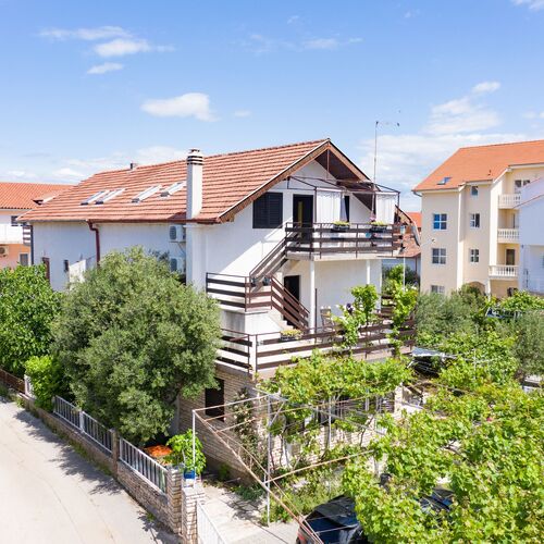 Apartmanok Parkolóhellyel Vodice - 15228  3