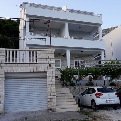 Apartmanok Parkolóhellyel Medici, Omis - 1045 Medići  2